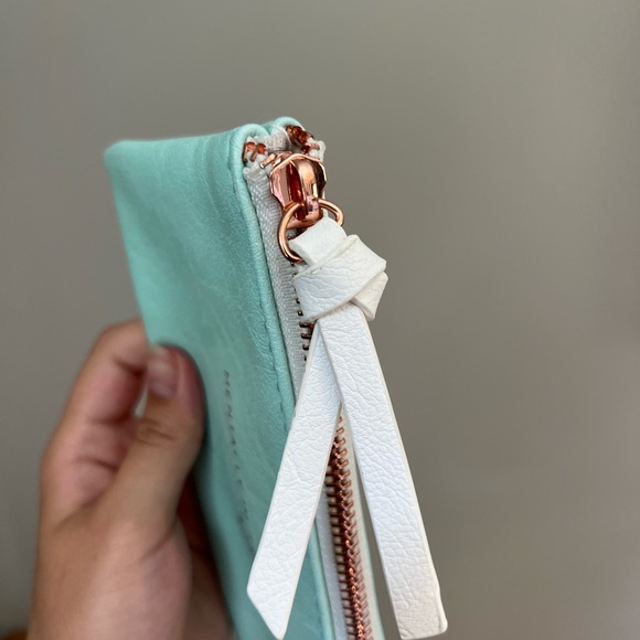 Mint / seafoam pencil / cosmetic pouch - Picture 4 of 6